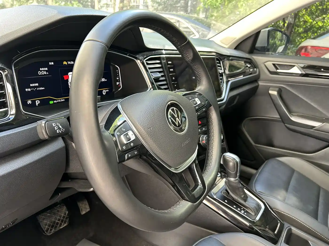 Volkswagen T-ROC 2022 280TSI DSG 2WD Comfort PLUS фото 19