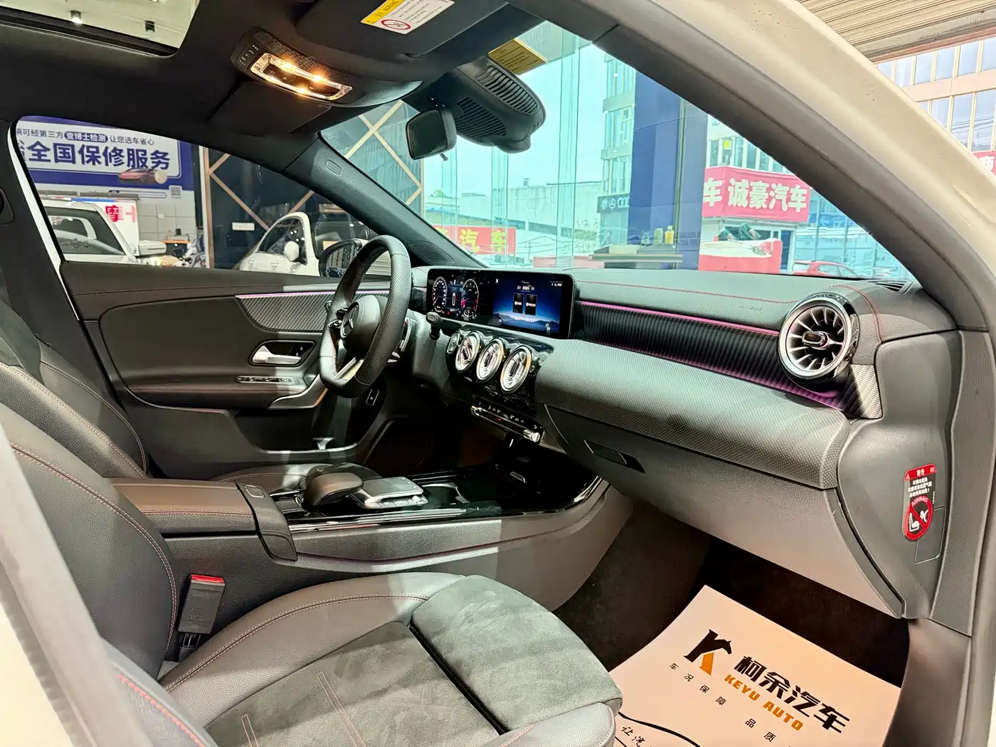 Mercedes-Benz A-Class 2023 A 200 L Fashion фото 11