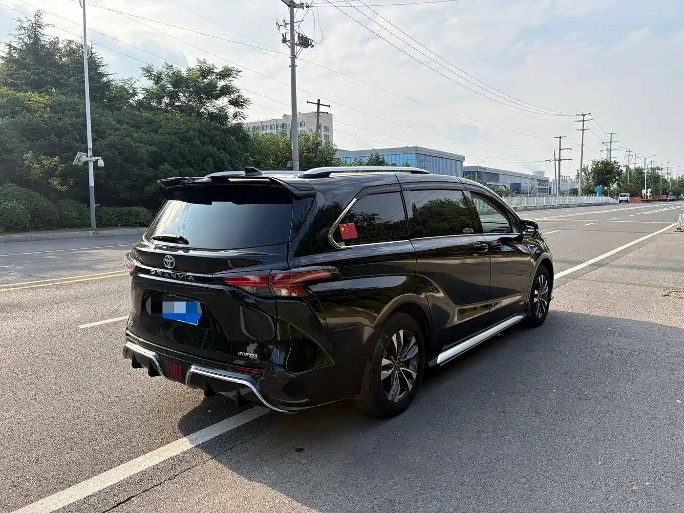 Toyota Granvia 2024 2023 2.5L Hybrid Luxury Edition