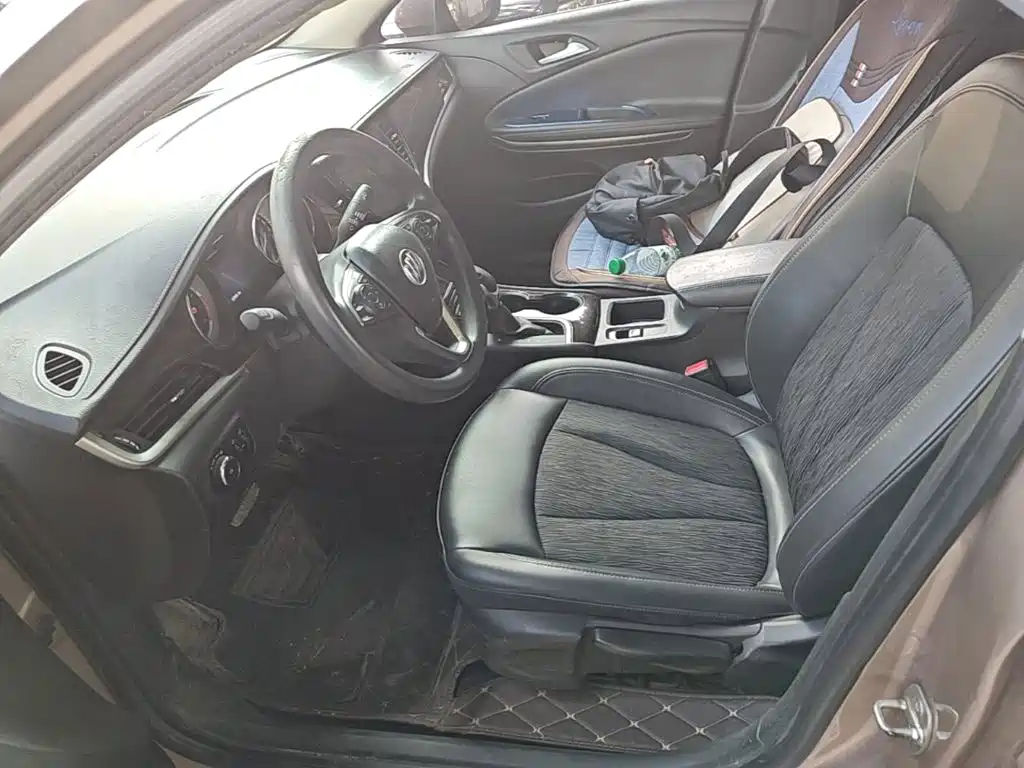 Фото 15 - Buick Verano