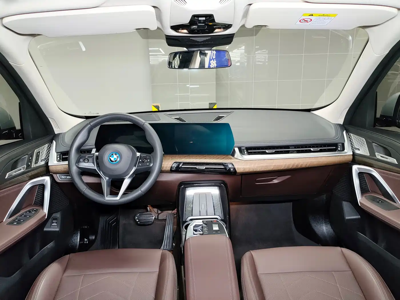 BMW iX1 2023 xDrive30L X Design Package фото 20