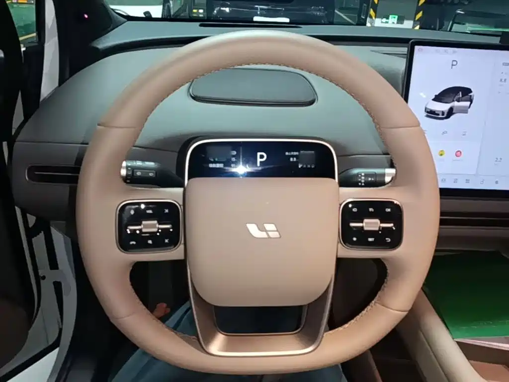Li Auto i6 2026 2025 2WD Base Model