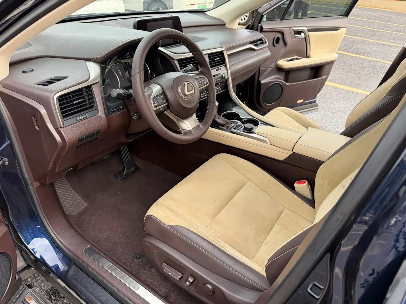 Lexus RX 2016 300 2WD Elite Edition China VI фото 9