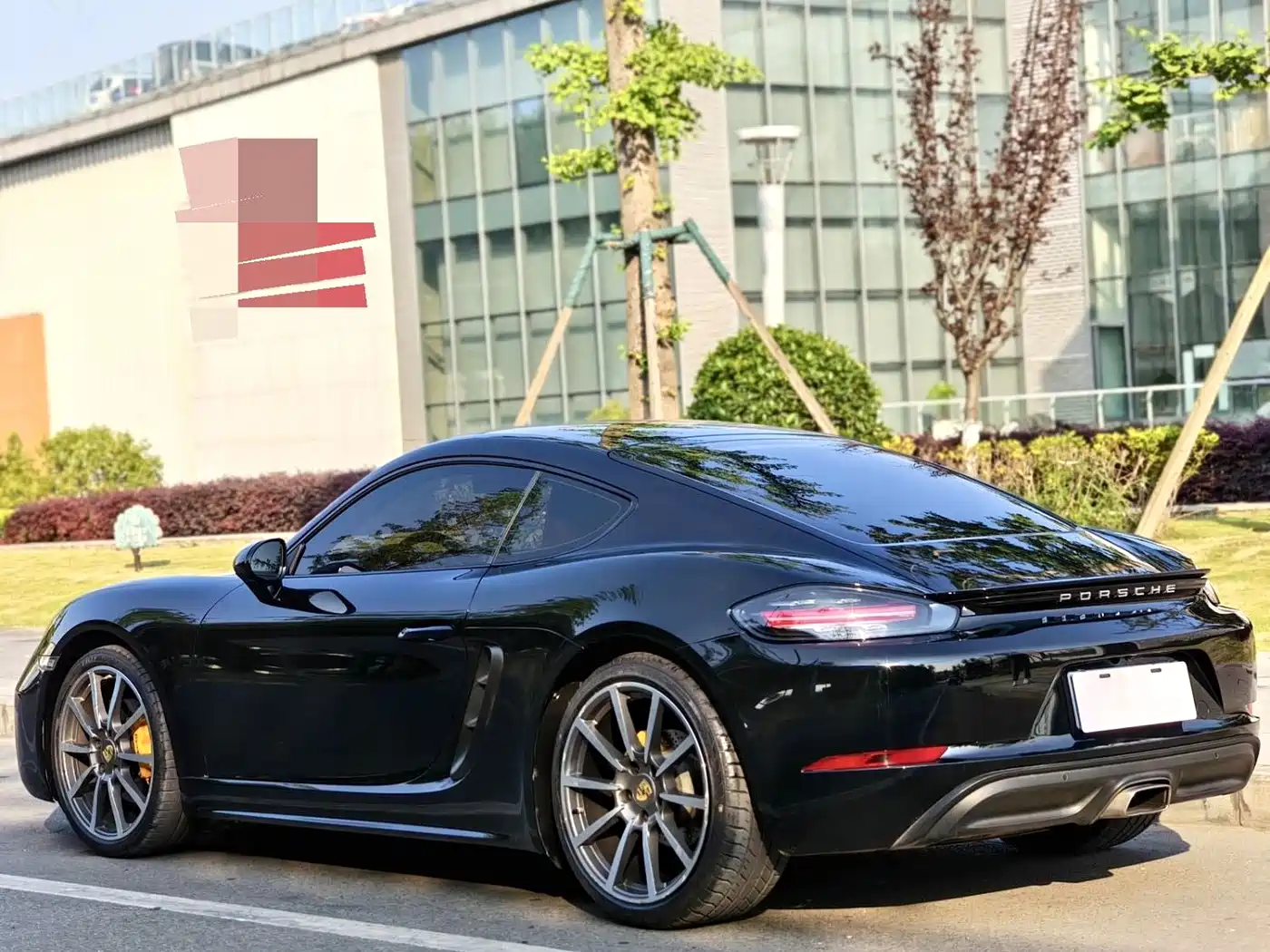 Porsche 718 2018 Cayman 2.0T фото 7