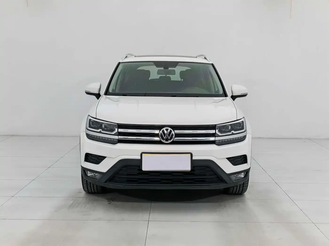 Volkswagen Tharu 2020 280TSI 2WD Luxury Edition China VI фото 3
