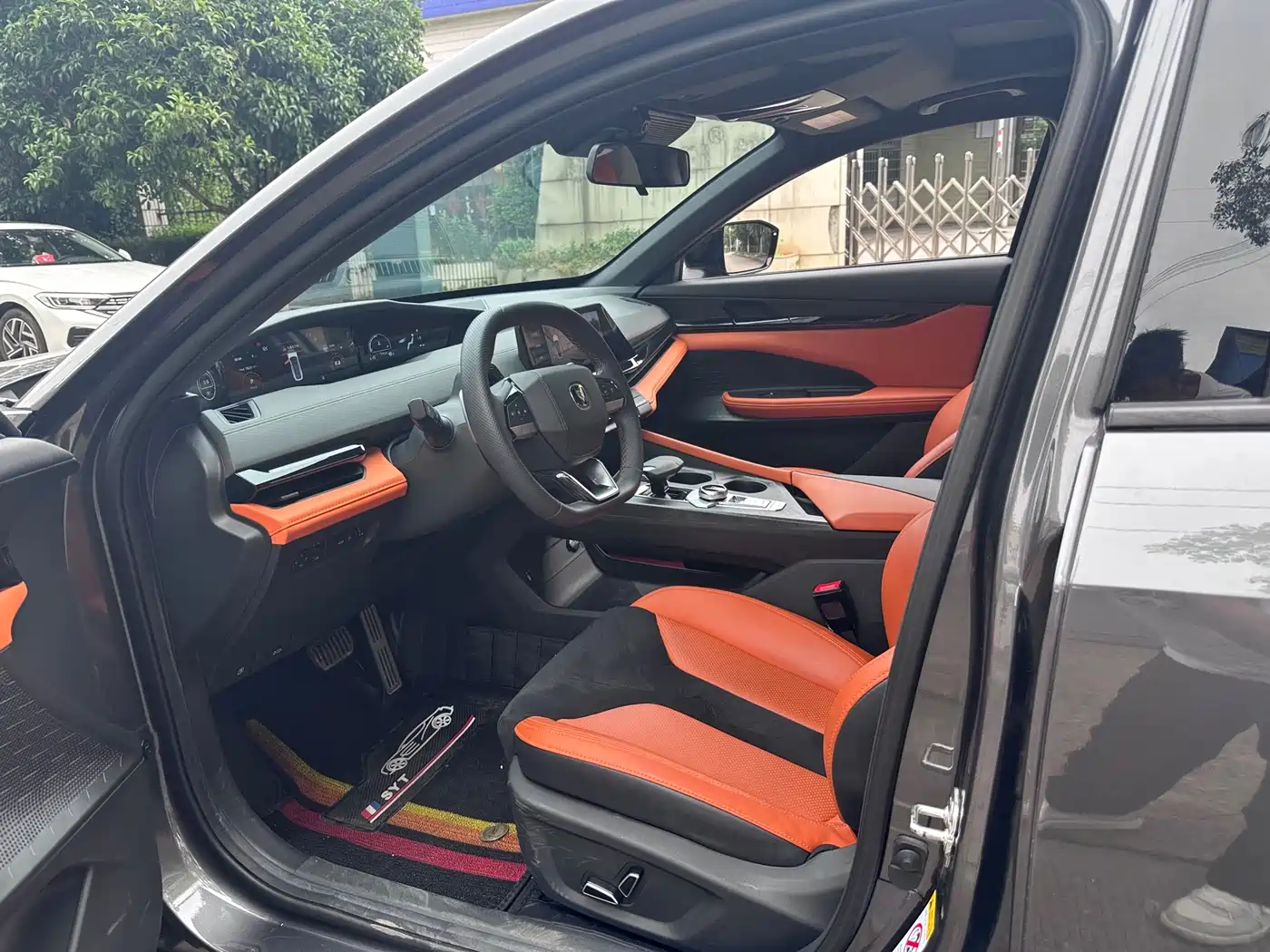 CHANGAN UNI-V