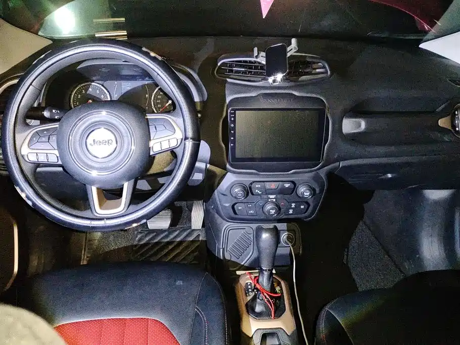 Jeep Renegade 2019 2018 Connected Large Screen Edition 180T Automatic High Energy
