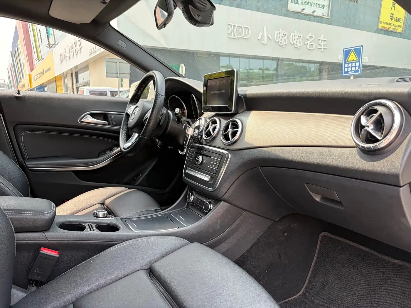 Mercedes-Benz CLA (Import) 2016 CLA 200 Sport фото 11