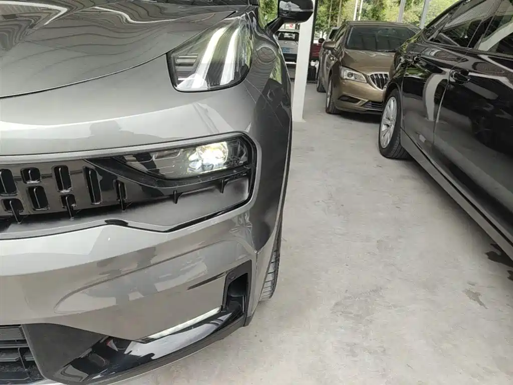Lynk & Co 05 2022 2.0TD 4WD Power Halo фото 24