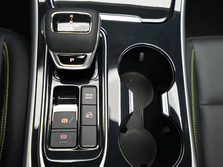 Dongfeng Fengxing Fengxing T5 EVO 2024 2024 Racing Edition 1.5TD DCT Gold