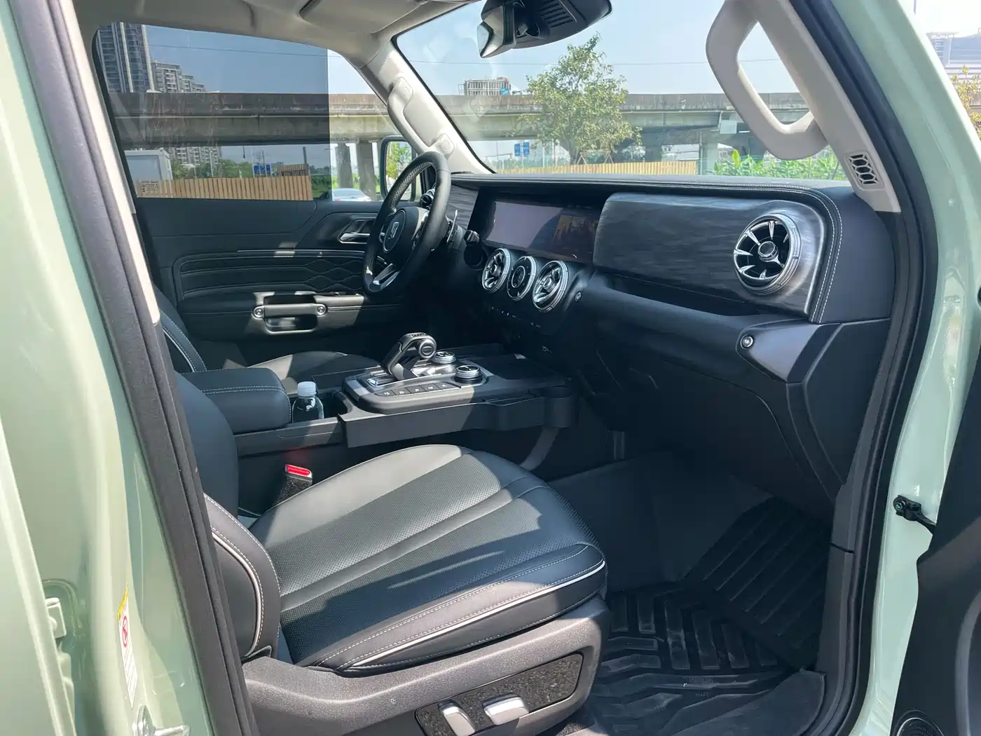 Tank 300 2024 2.0T Explorer фото 26