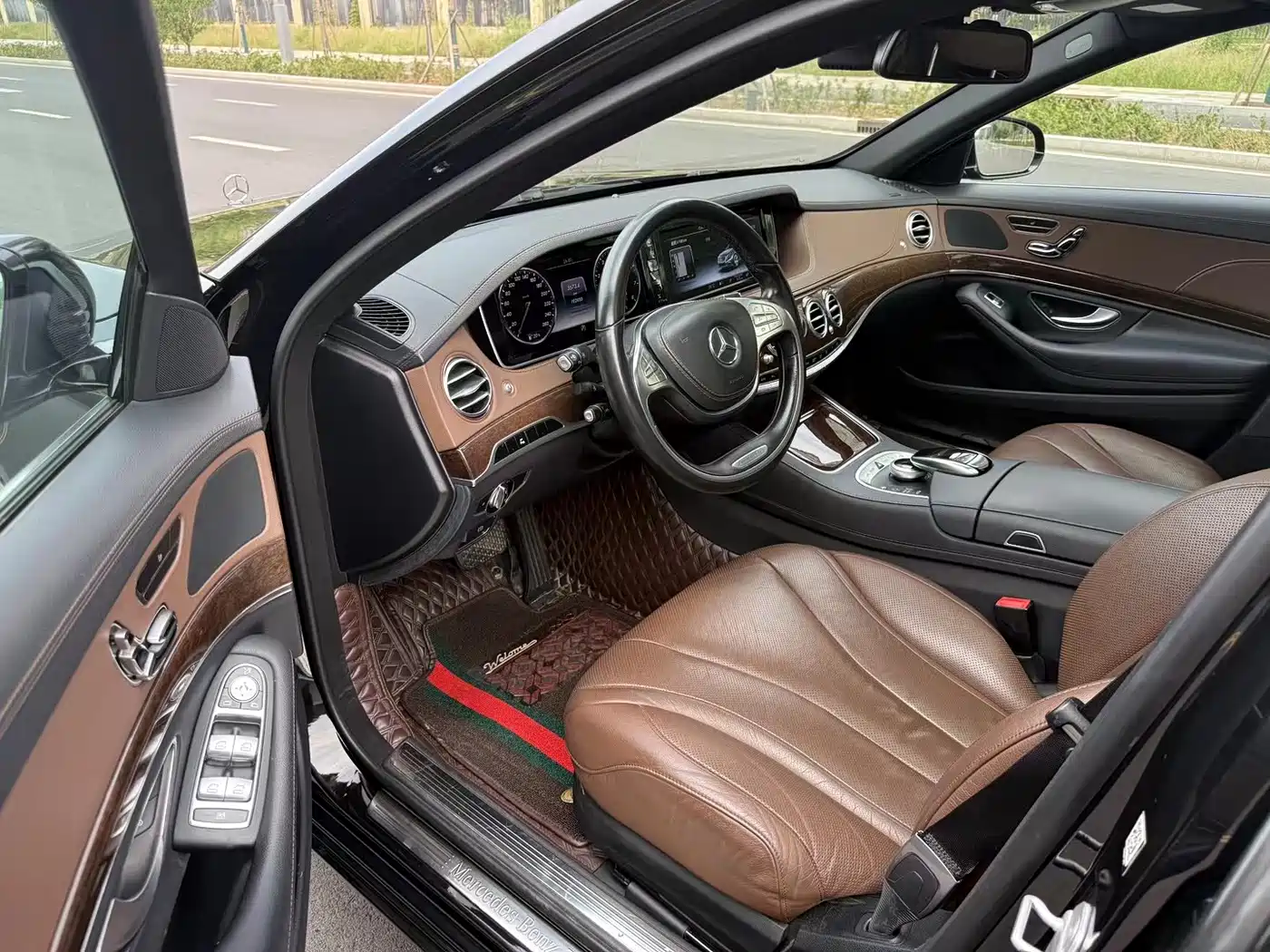 Mercedes-Benz S-Class 2017 S 320 L Business Upgrade Edition фото 4