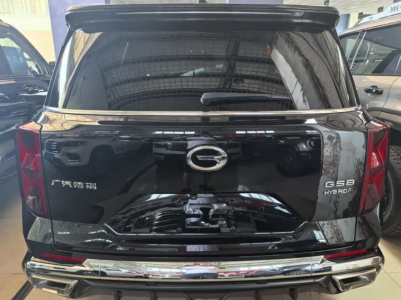 GAC Trumpchi Trumpchi GS8 2022 Dual Engine Series 2.0TM 2WD Premium Edition (7-Seater) фото 17