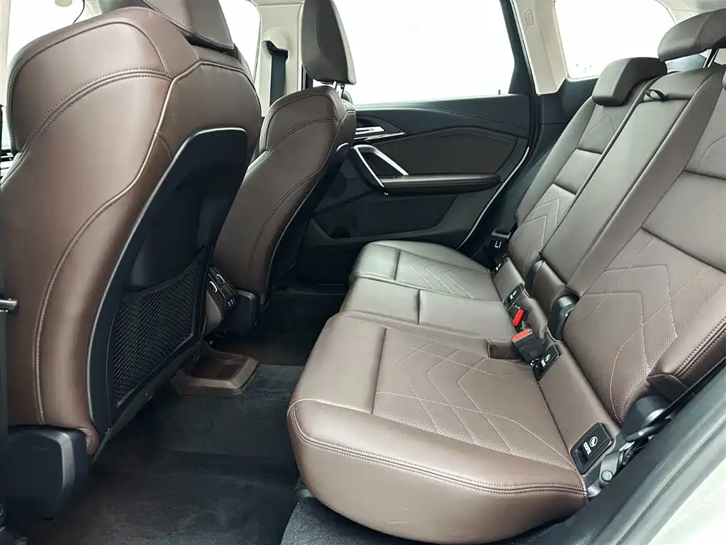 BMW X1 2023 sDrive20Li X Design Package фото 22