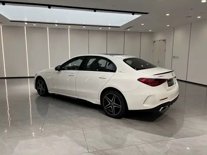 Mercedes-Benz C-Class 2024 C 260 L Night Edition Sport фото 11