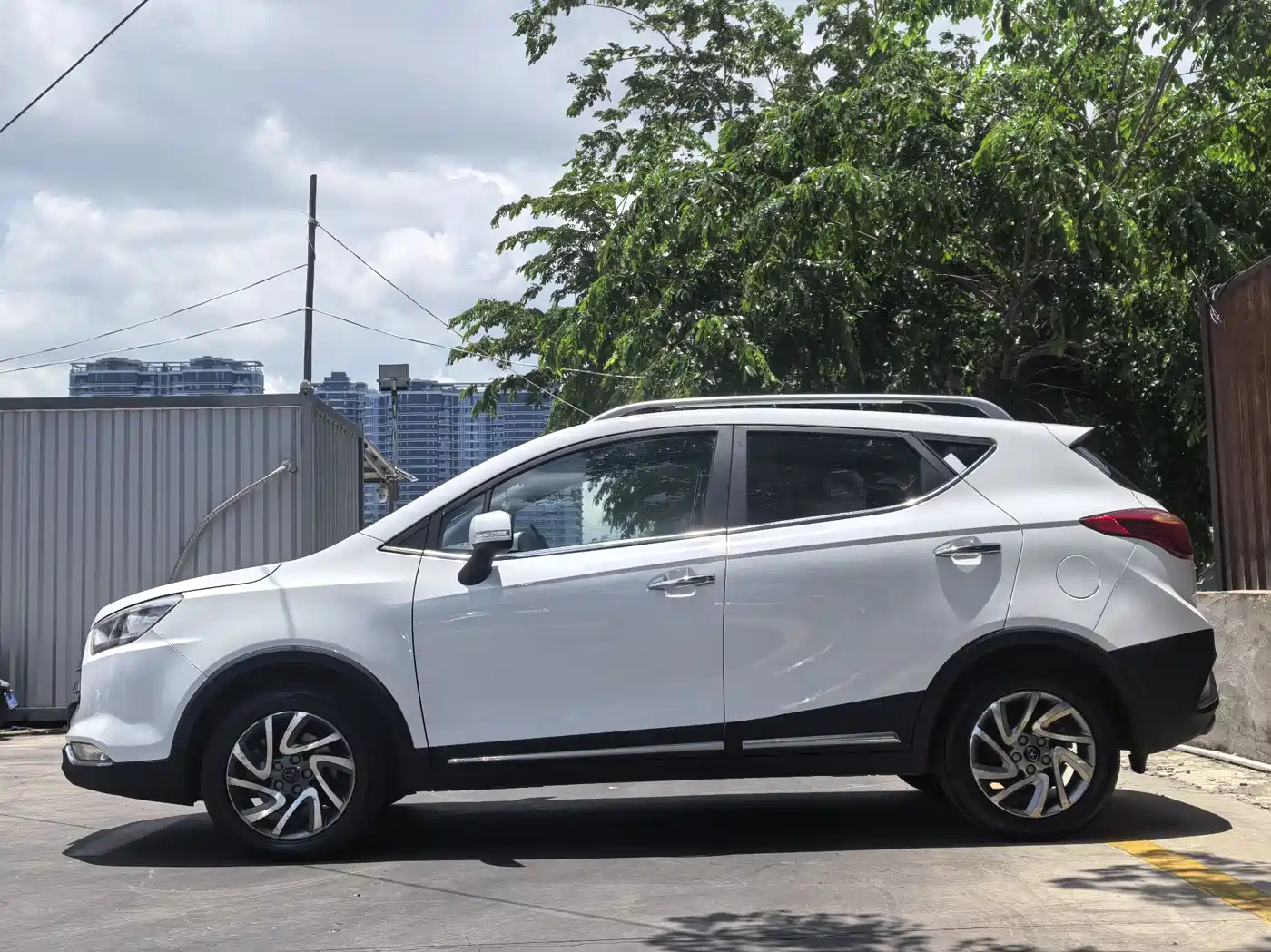 JAC Motors Refine S3 2016 2016 1.5L CVT Luxury Smart
