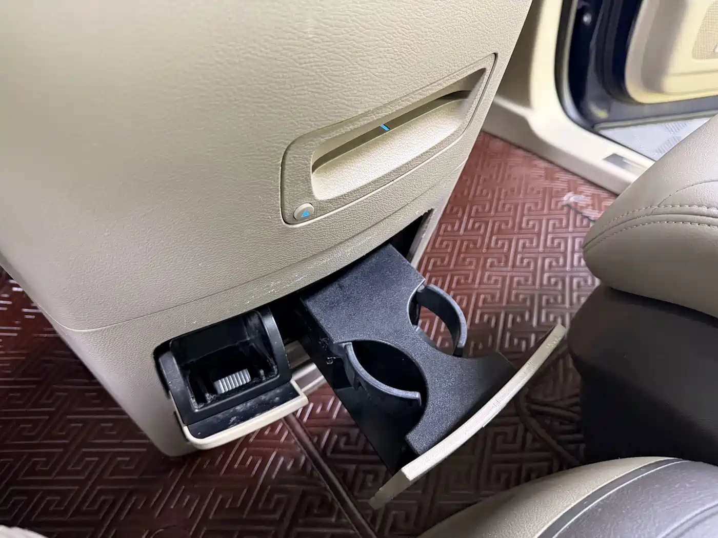 Buick GL8 2011 2011 3.0L XT Luxury Business Flagship