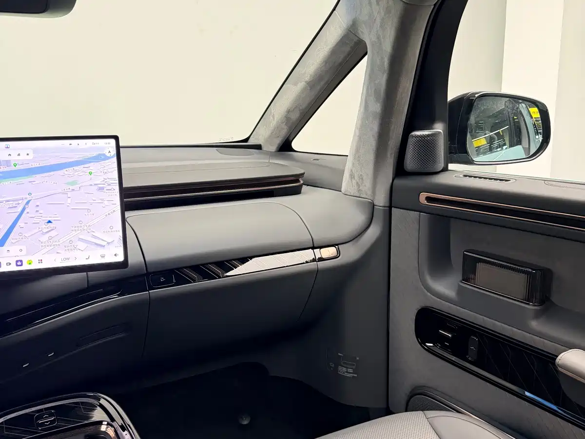 ZEEKR MIX 2025 2025 Smart Driving Edition