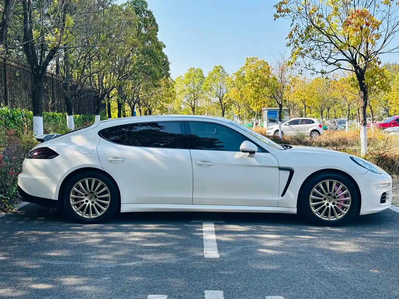 Porsche Panamera 2016 Panamera Executive Edition 3.0T фото 4
