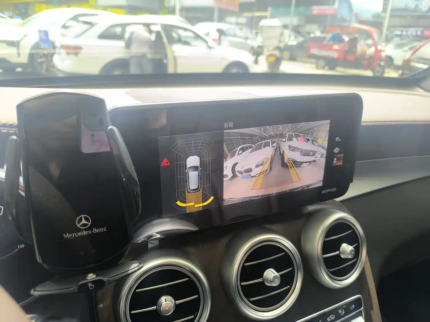 Mercedes-Benz GLC 2021 GLC 260 L 4MATIC Luxury фото 13
