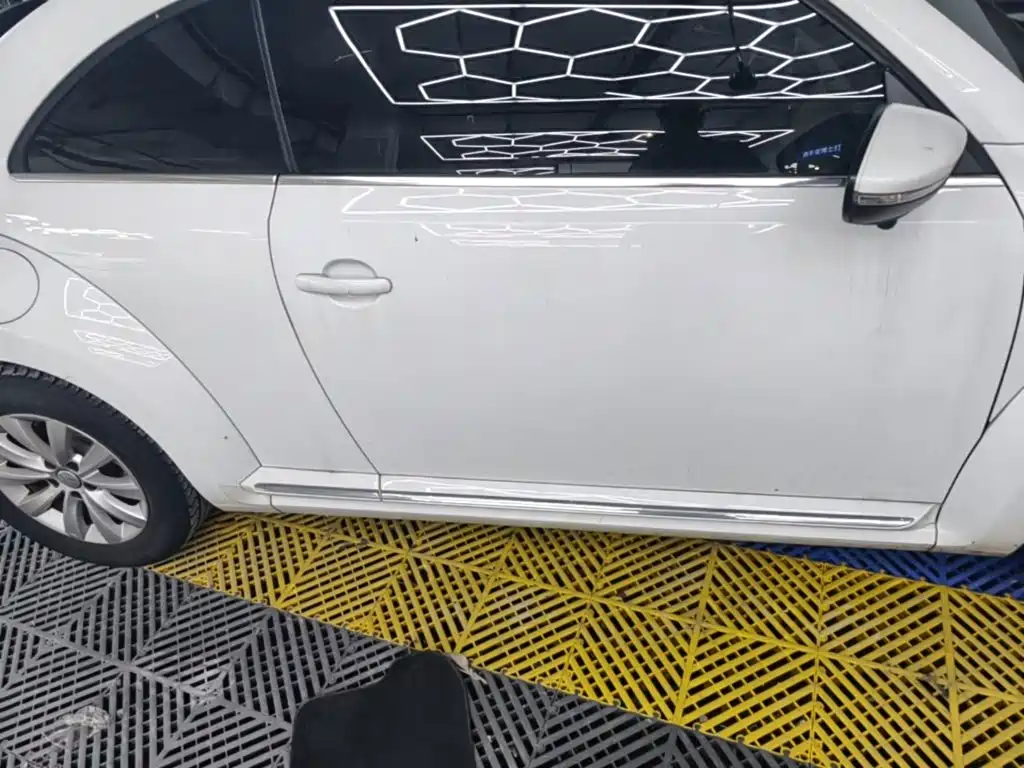 Volkswagen Beetle 2019 2018 180TSI Easy Joy Edition