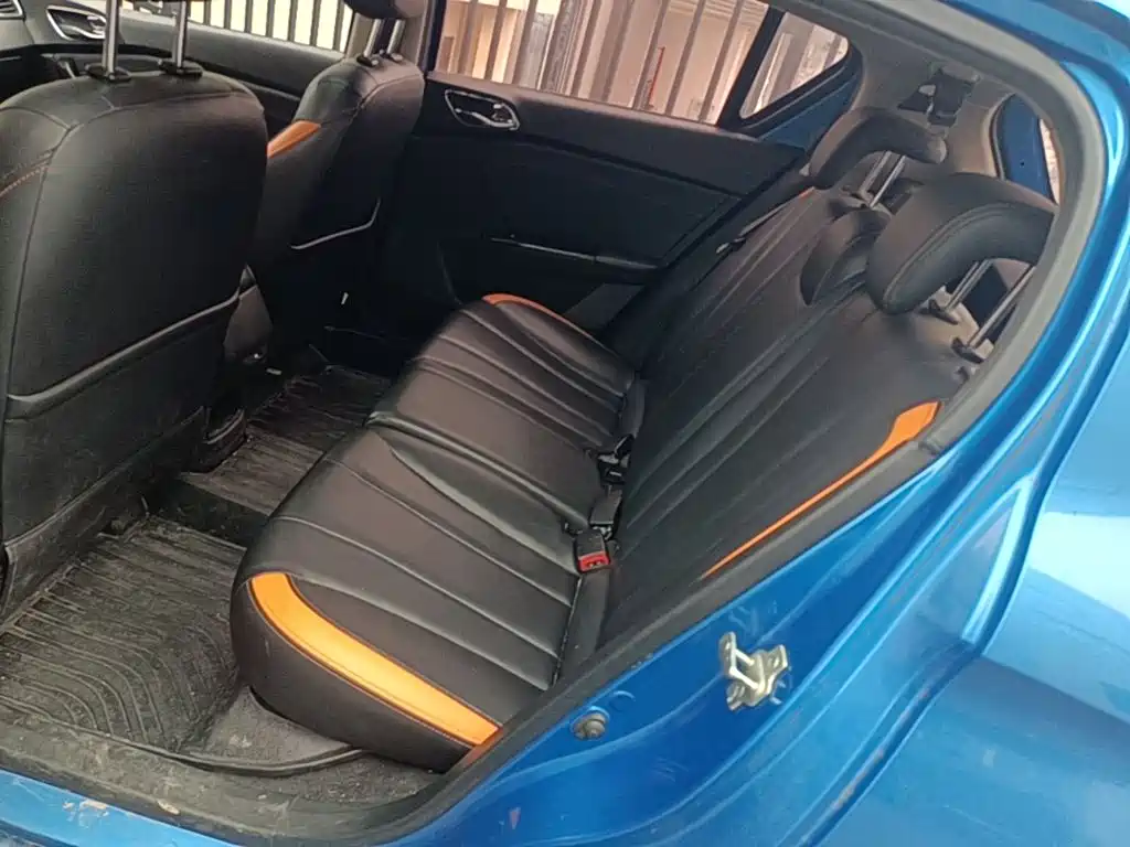 Baojun 310 2016 2016 1.2L Manual Luxury Type