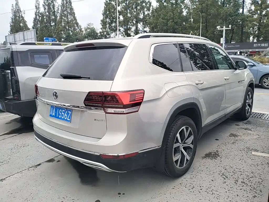 Фото 7 - Volkswagen Teramont