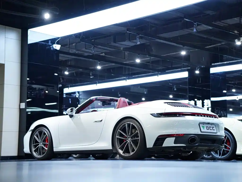 Фото 9 - Porsche 911