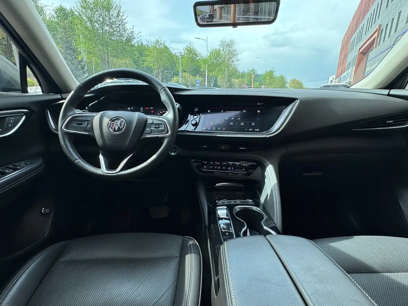 Buick Envision Plus 2023 Enclave Plus 652T 5-Seater AWD Luxury фото 12