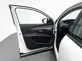 صورة 8 - Peugeot 4008