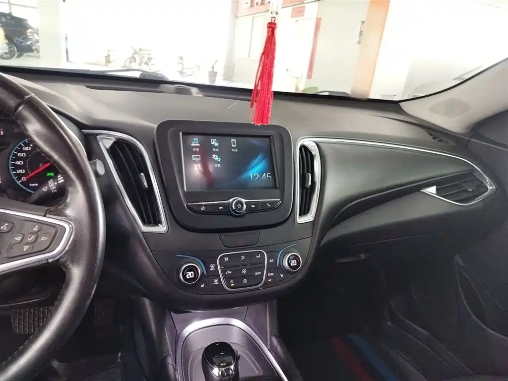 Chevrolet Malibu XL 2018 530T Auto RuiChi Edition фото 6