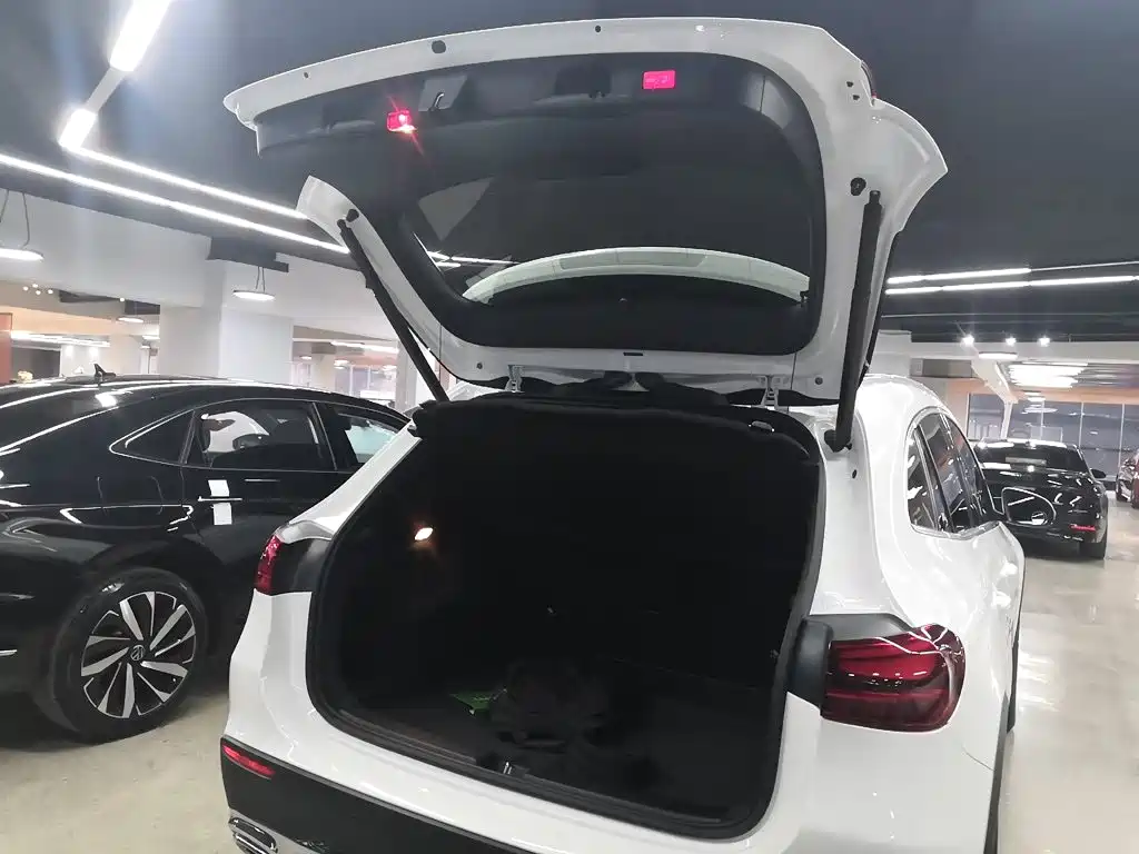 Mercedes-Benz GLA 2024 2024 GLA 200