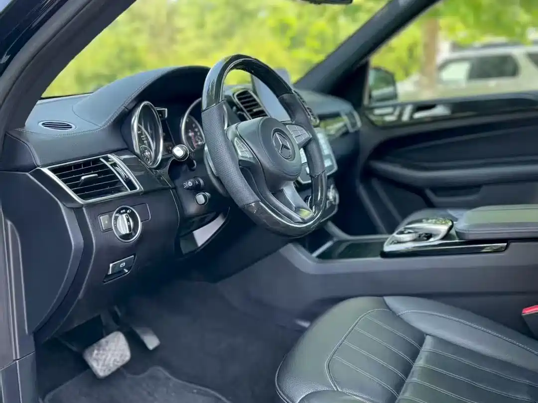 Mercedes-Benz GLS 2017 GLS 400 4MATIC Luxury фото 7