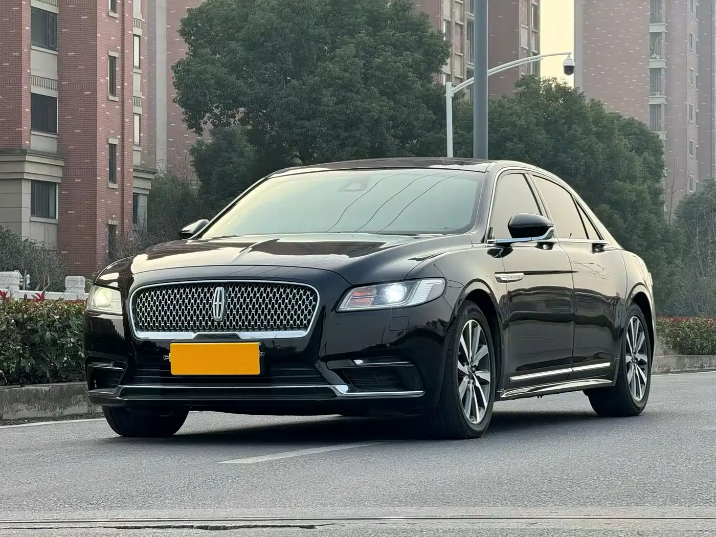 Lincoln Continental 2019 2017 2.0T 2WD Premium Edition