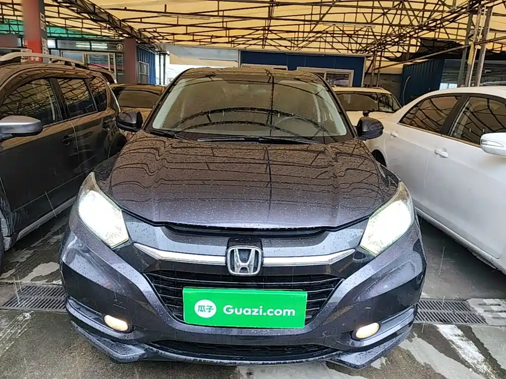 Photo 3 - Honda Vezel