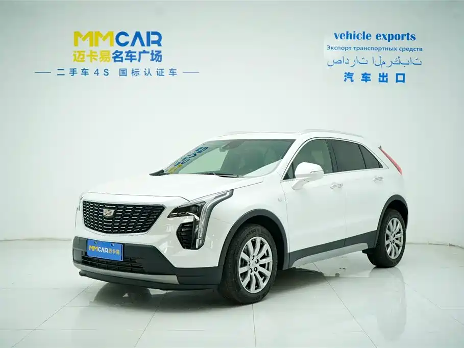 Cadillac XT4 2022 28T FWD Luxury фото 2