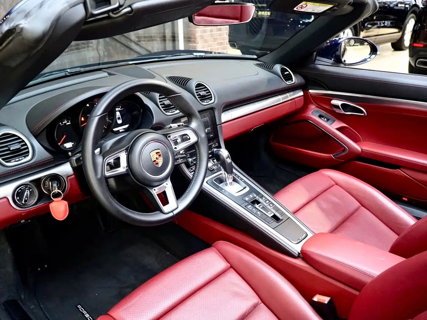 Porsche 718 2018 Boxster 2.0T фото 14