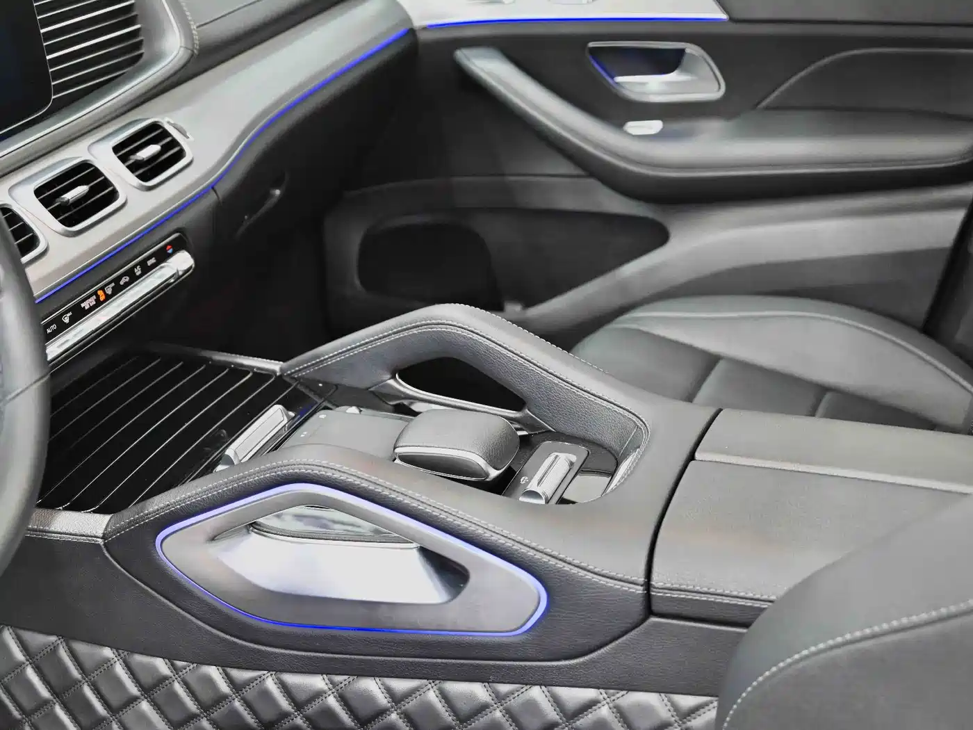 Mercedes-Benz GLE Coupe 2022 GLE 350 4MATIC Coupe SUV Fashion фото 14