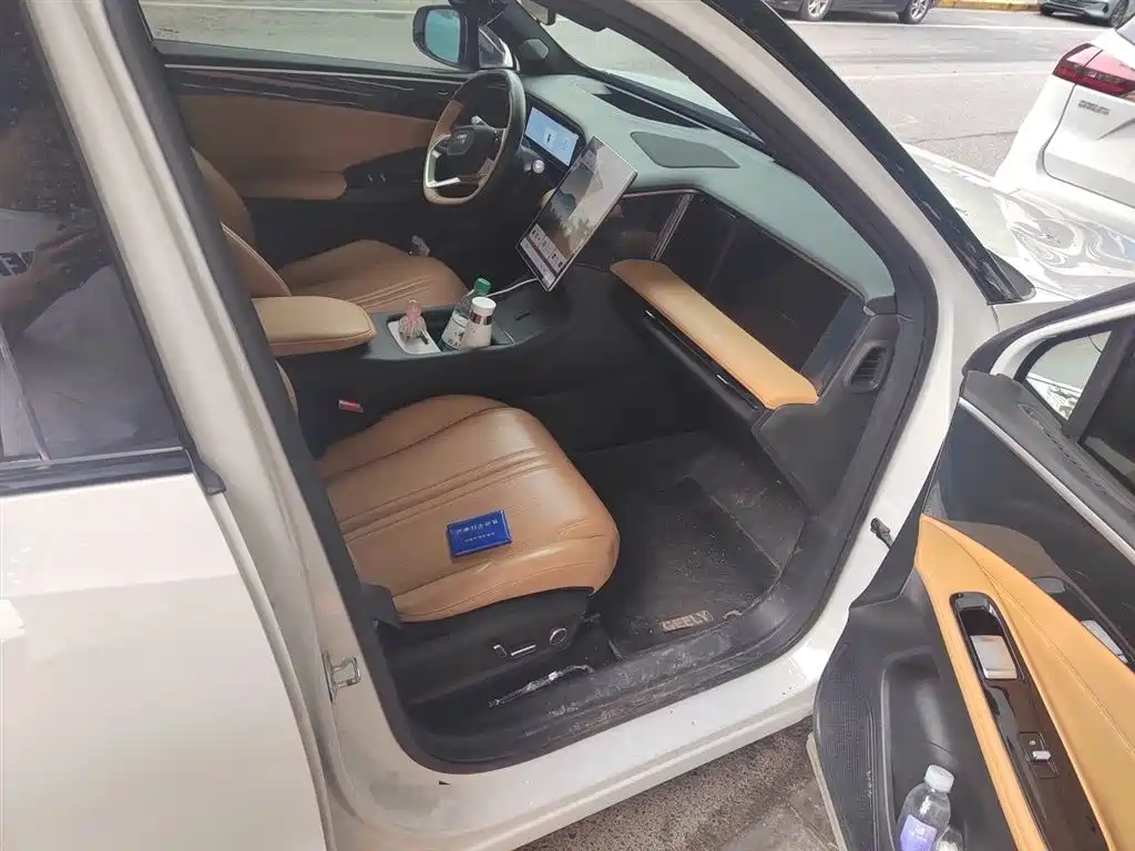 Geely Galaxy Galaxy L7 2023 1.5T 115km Starship фото 20