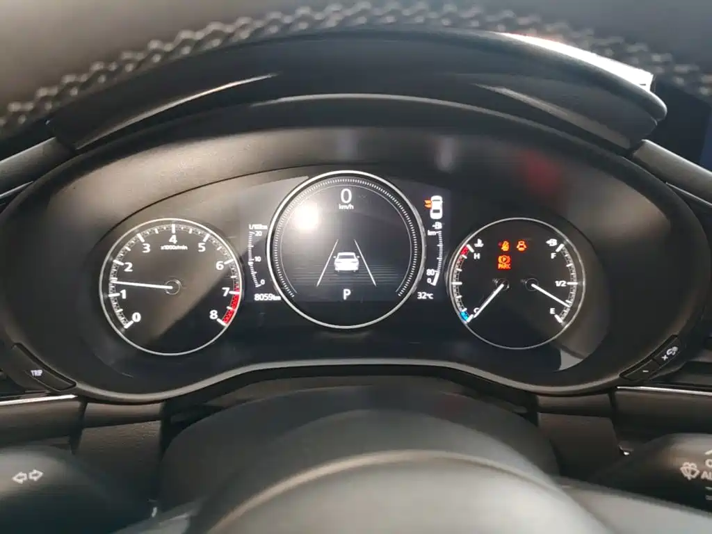 Mazda Mazda3 Axela 2025 2023 2.0L Auto Zhixuan
