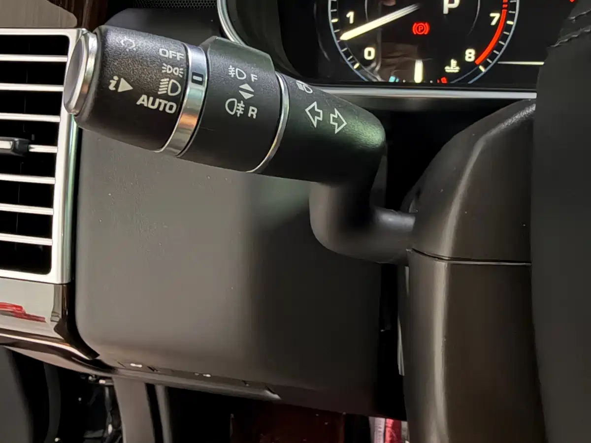Фото 22 - Land Rover Range Rover