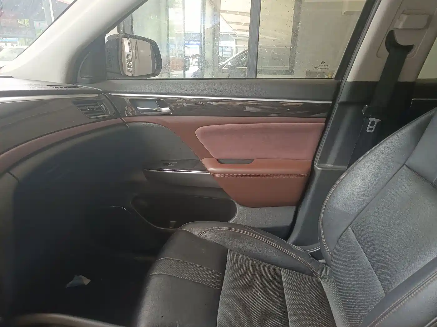 GAC Trumpchi Trumpchi GS8 2017 320T 2WD Luxury Smart Connect (7-seater) фото 8