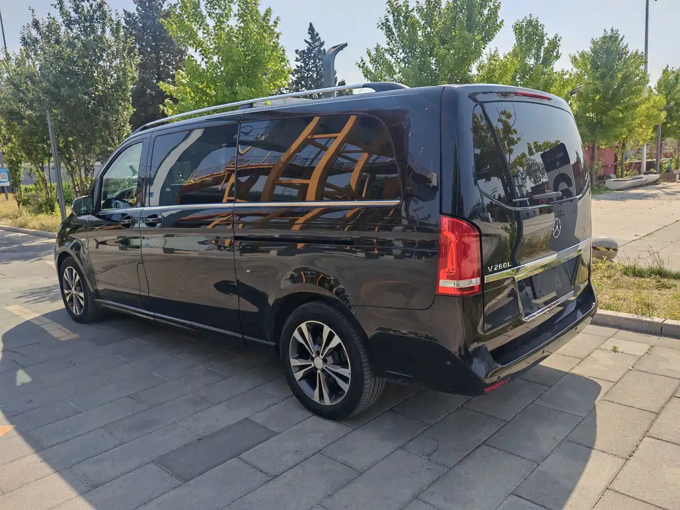 Mercedes-Benz V-Class 2016 V 260 L Premium Long фото 5
