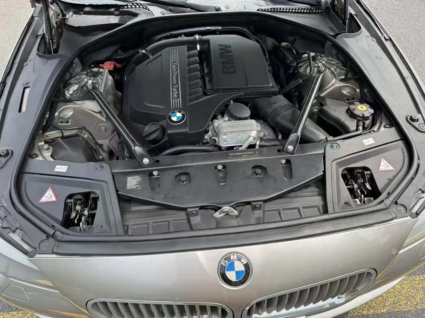 BMW 5 Series 2012 535Li Luxury фото 18