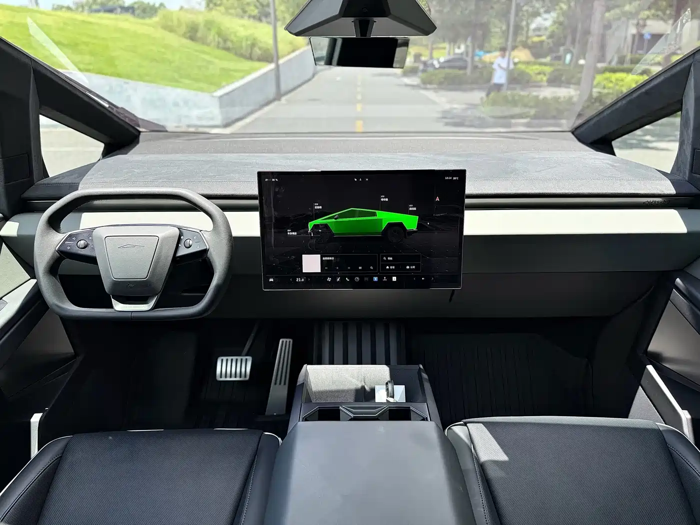 Tesla Cyber Off-Road Traveler 2026 2024 Cyberbeast Edition