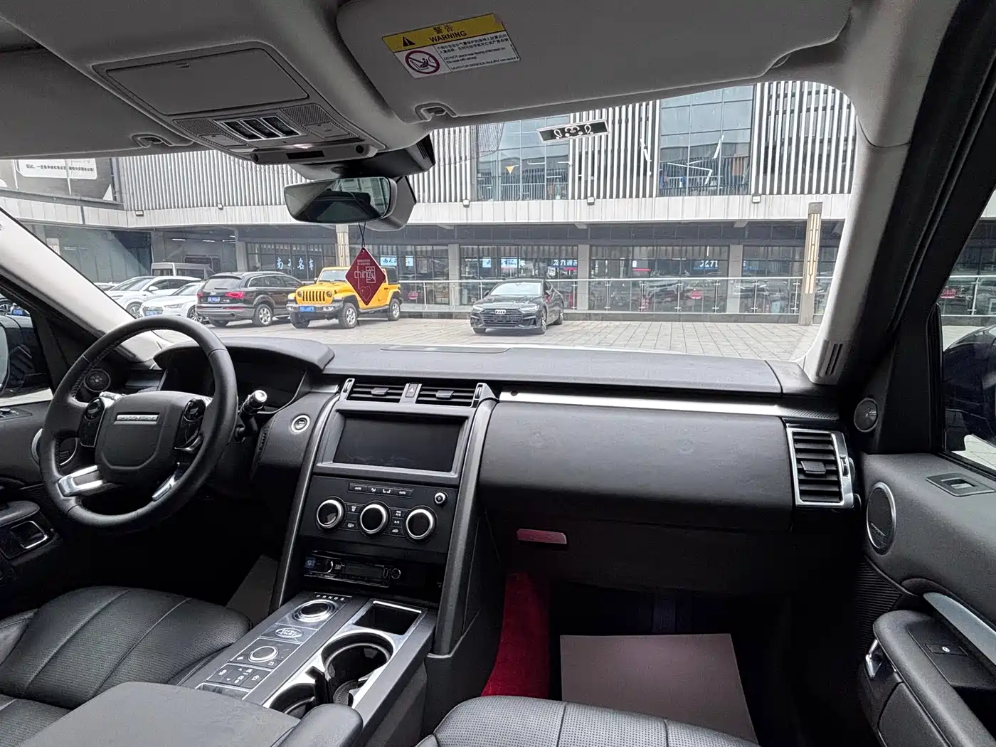 Land Rover Discovery 2020 3.0 SC V6 30th Anniversary Special Edition фото 12