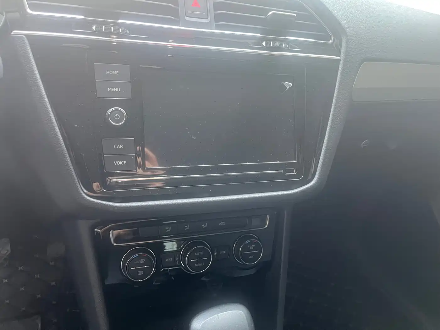 Volkswagen Tiguan L 2019 330TSI Automatic 2WD Panorama Comfort Edition China VI фото 10