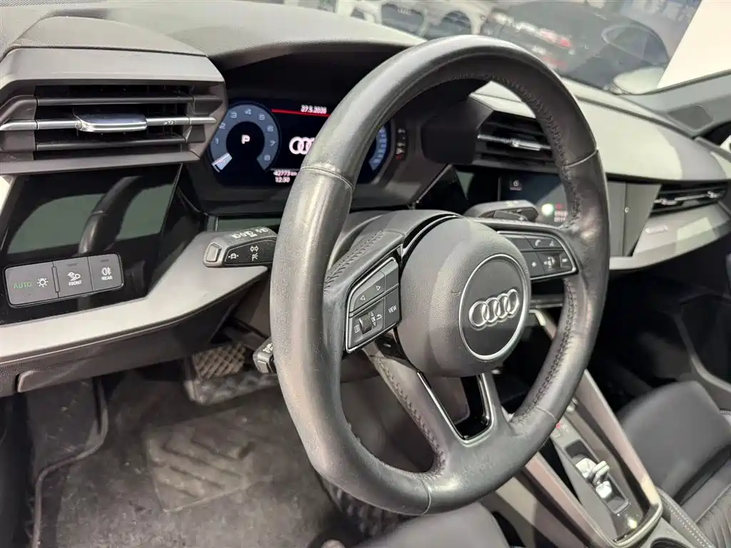 Audi A3 2022 A3L Limousine 35 TFSI Style Elegance фото 10