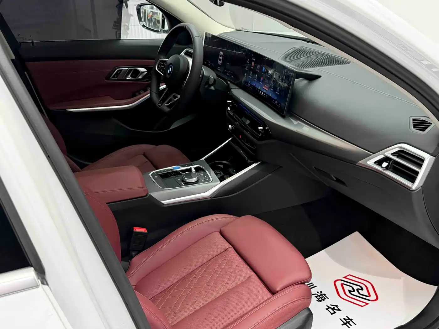 BMW i3 2025 eDrive 35 L фото 13