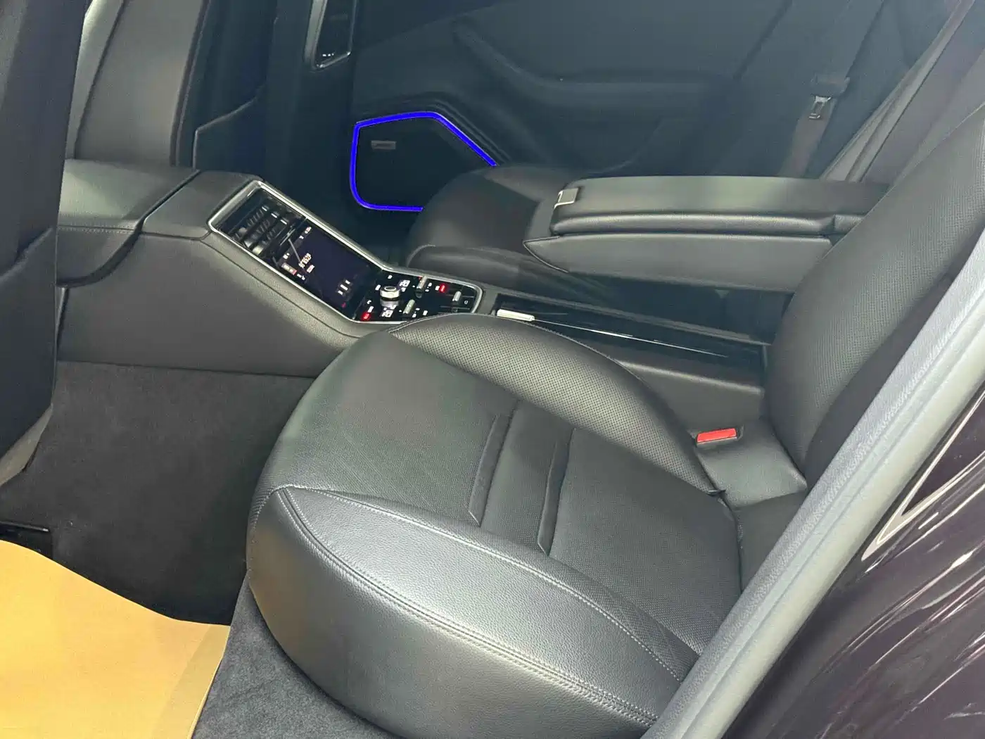 Porsche Panamera 2017 Panamera 3.0T фото 14